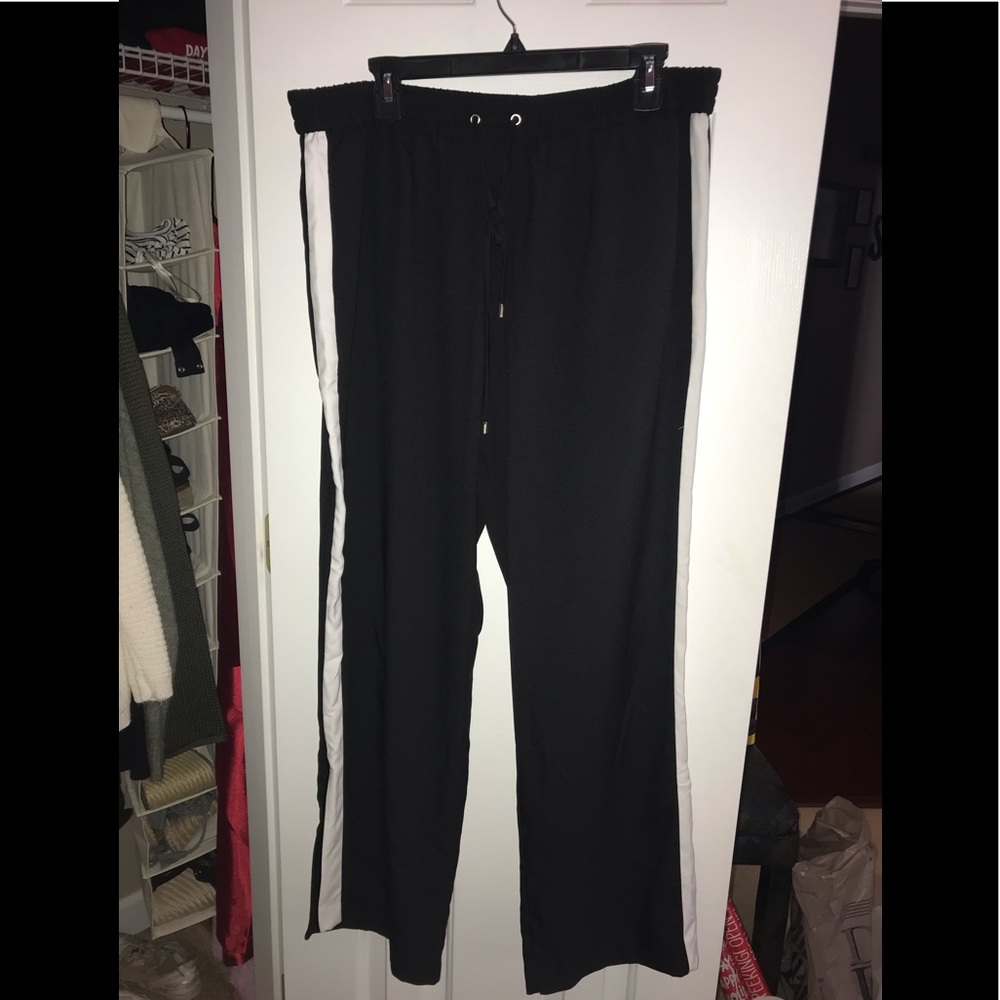 Tracksuit style pants 🎀2/$30🎀